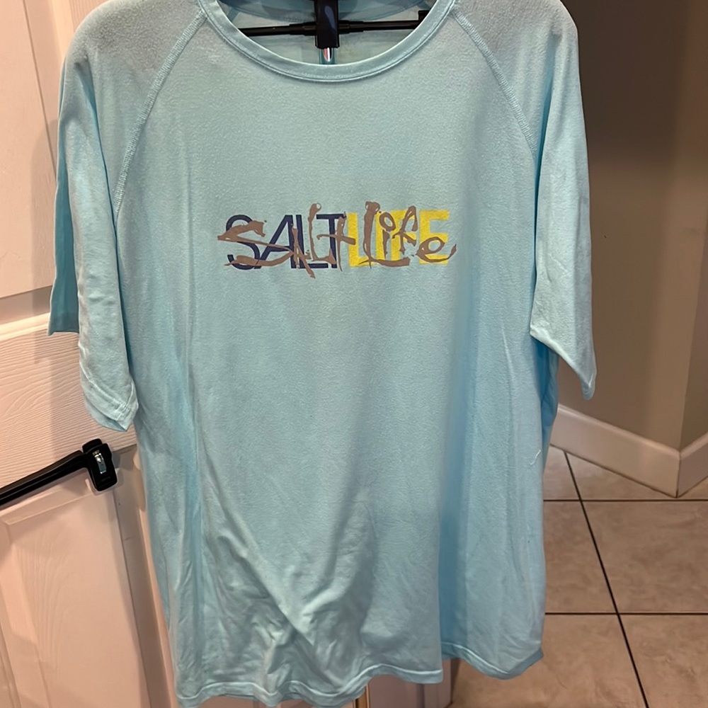 Salt Life XL tee shirt.
